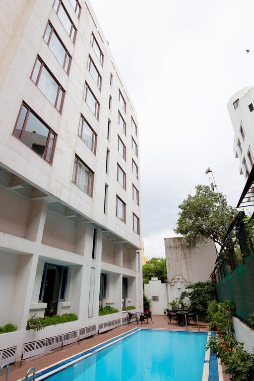 Hotel Sagar Plaza City Centre Pune Eksteriør billede