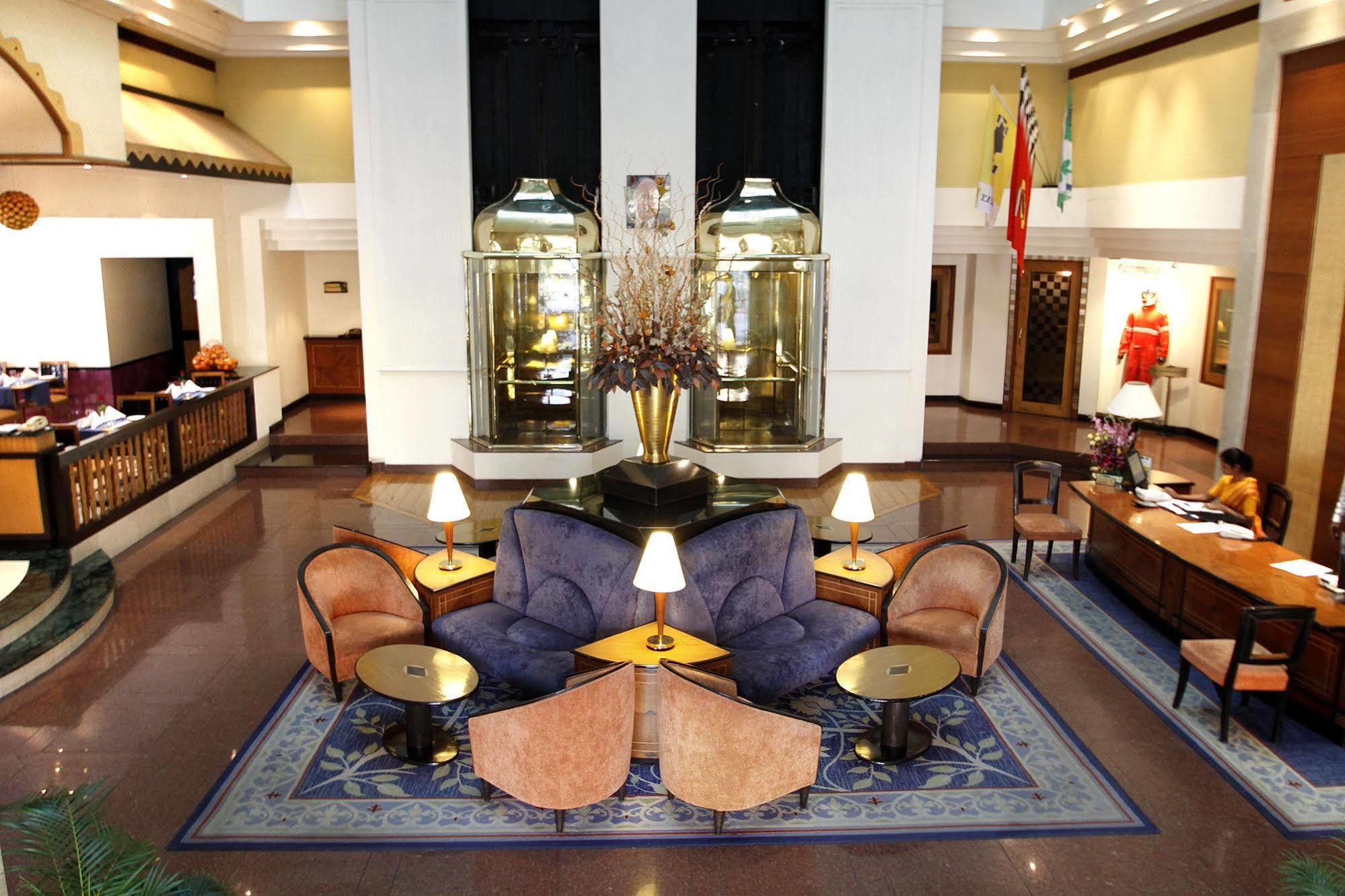 Hotel Sagar Plaza City Centre Pune Interiør billede